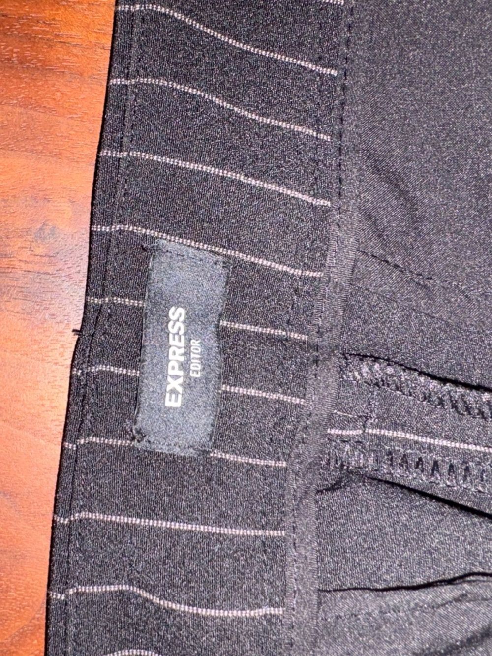 Express Editor Pants - Pin stripe - Size 10 R - Picture 5 of 9